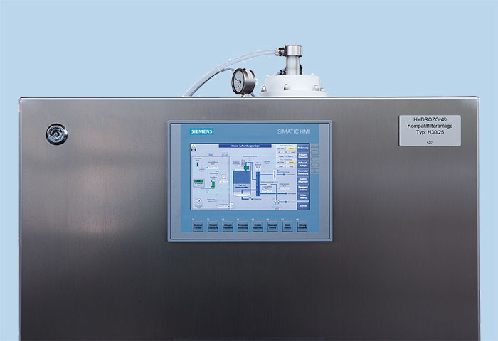 Touch panel for operating a compact filter system