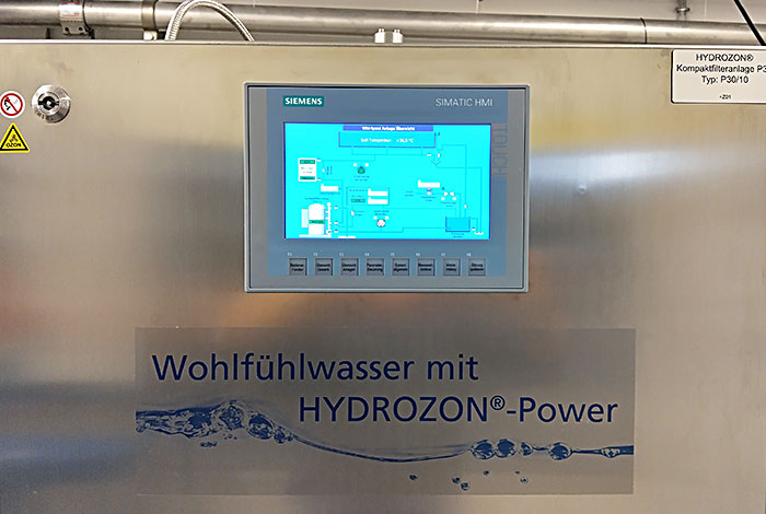 Touch panel with diagram of a P30 compact filter system